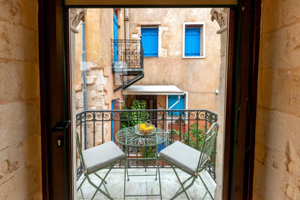 Oniros Residenza Vecchia Aparthotel Chania  Exteriör bild